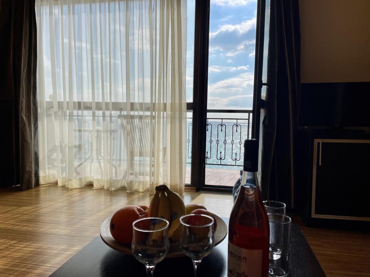 At The American'S Hotel Pomorie Kültér fotó
