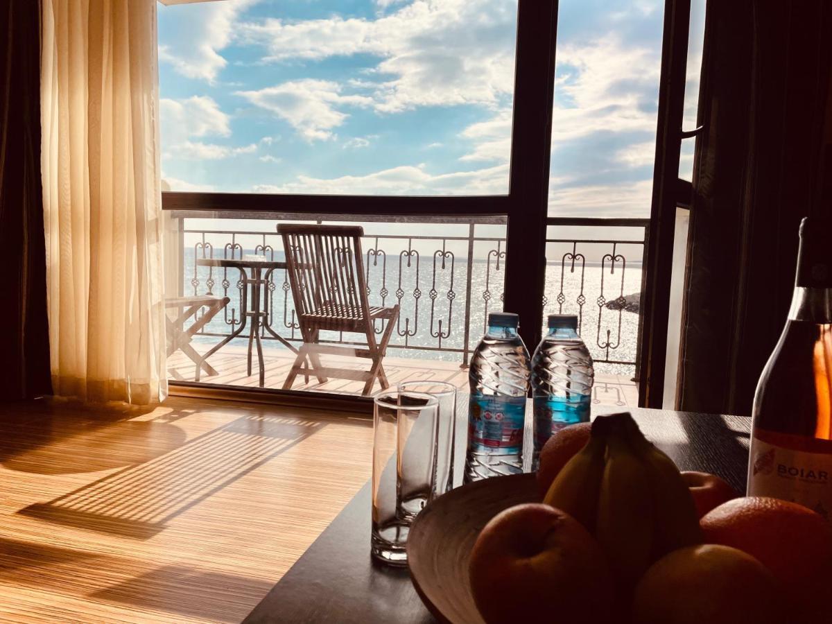 At The American'S Hotel Pomorie Kültér fotó