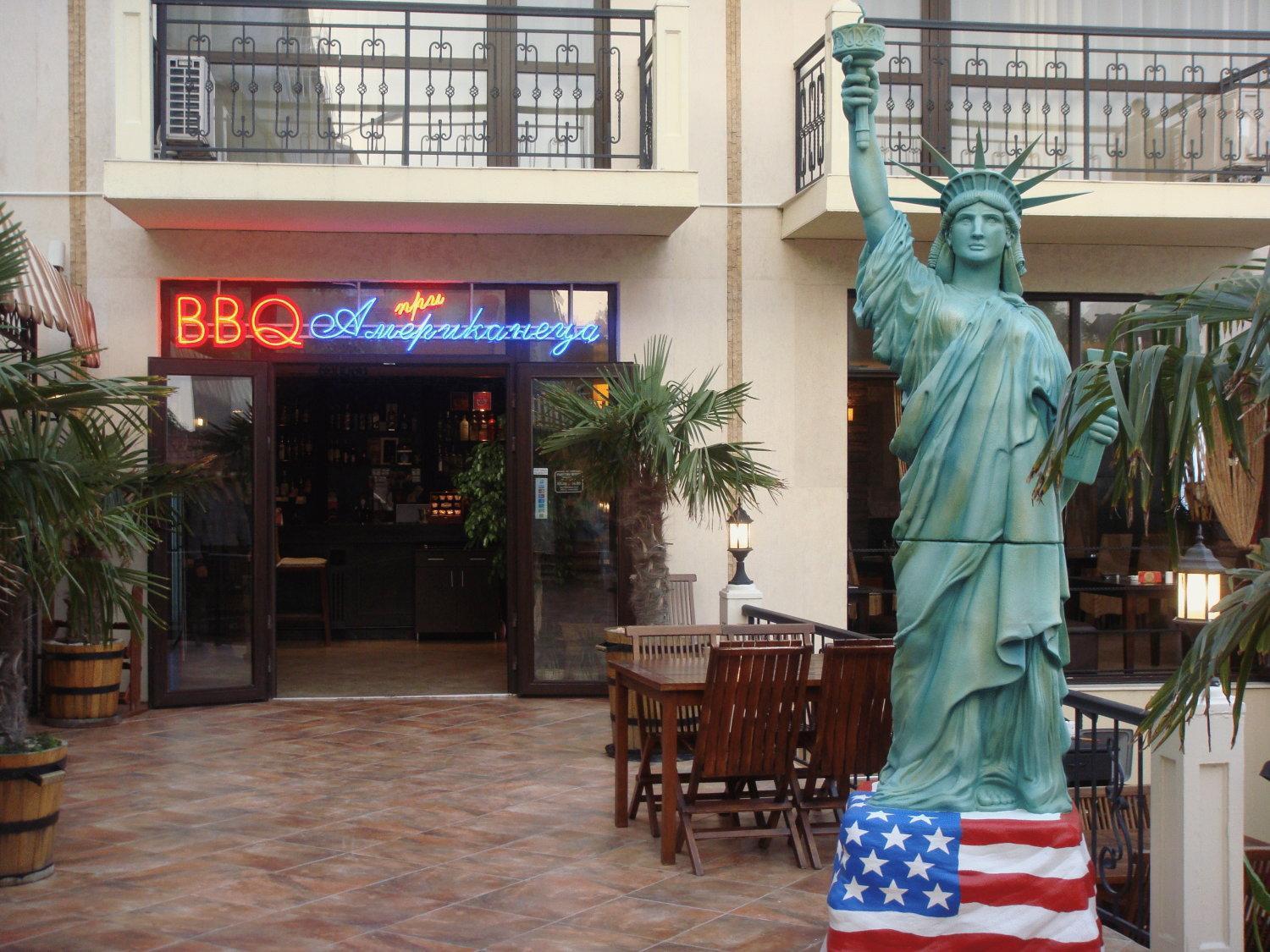 At The American'S Hotel Pomorie Kültér fotó